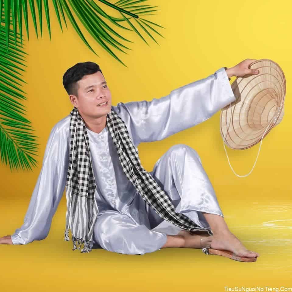 thong-tin-tieu-su-khuong-dua-4