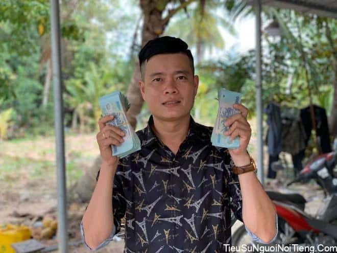 thong-tin-tieu-su-khuong-dua-5